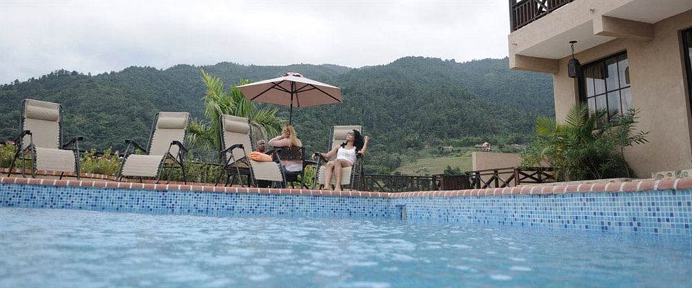 Hotel Rancho La Aurora Харабакоа Экстерьер фото