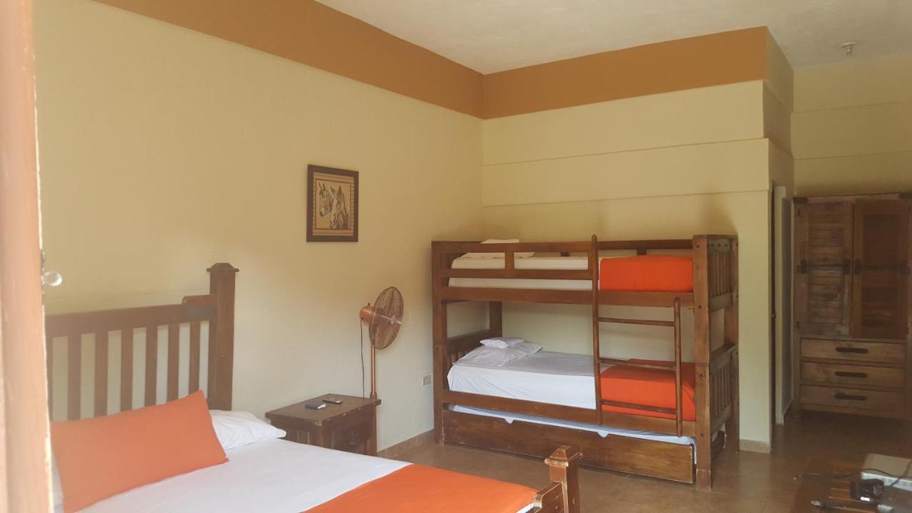 Hotel Rancho La Aurora Харабакоа Экстерьер фото